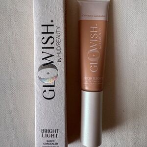 GloWish by Huda Beauty Bright Light Sheer Concealer – Shade 02 Fair Light